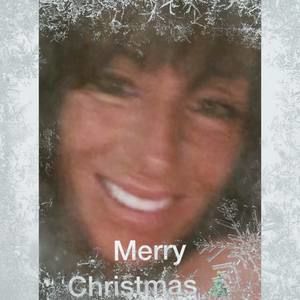 Meet your Posher, Lora